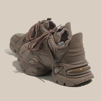 sports shoes women